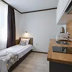 Gramatikovi Gasthuis 3*