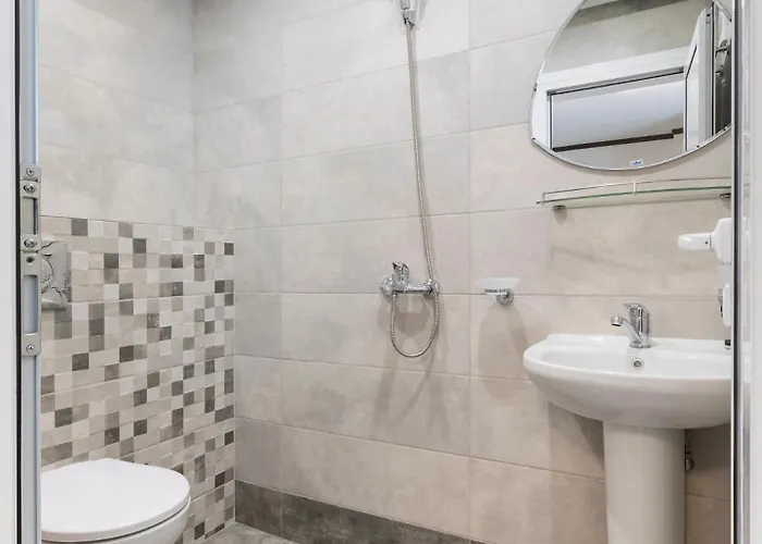 Konukevi Gramatikovi 3*